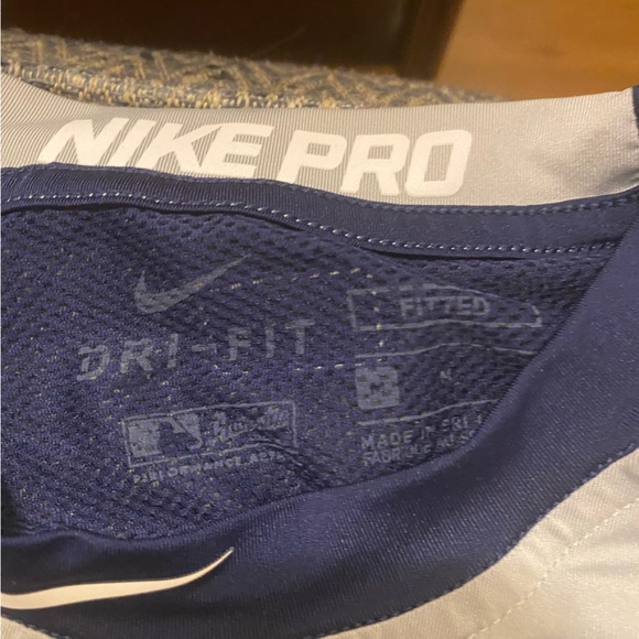 MLB Nike Pro Undershirt - Picture 3 of 5